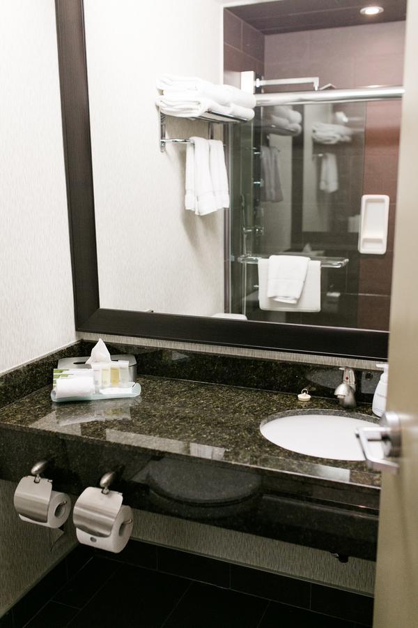 Victoria Inn Flin Flon Εξωτερικό φωτογραφία